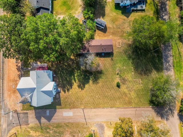 509 Taylor Street, Daingerfield, TX 75638