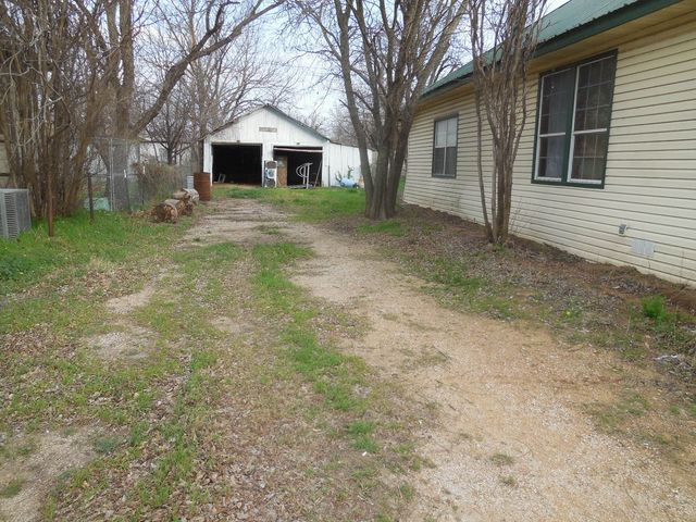 910 Sinclair Street, Ranger, TX 76470