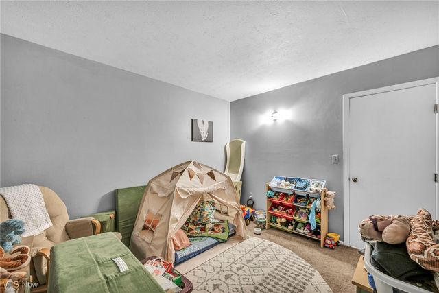 5200 Royalton Road C-9, North Royalton, OH 44133