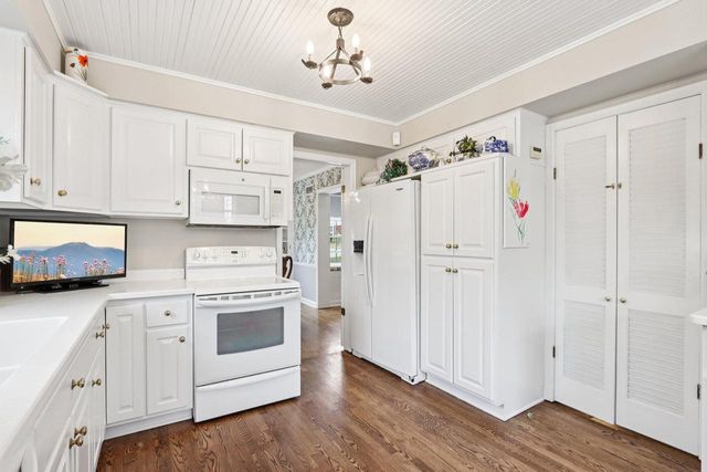 840 Kurtis DRIVE, Elm Grove, WI 53122