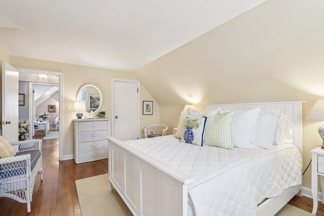 840 Kurtis DRIVE, Elm Grove, WI 53122