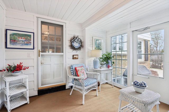 840 Kurtis DRIVE, Elm Grove, WI 53122