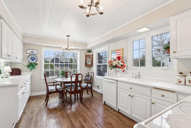 840 Kurtis DRIVE, Elm Grove, WI 53122