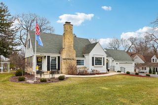 840 Kurtis DRIVE, Elm Grove, WI 53122