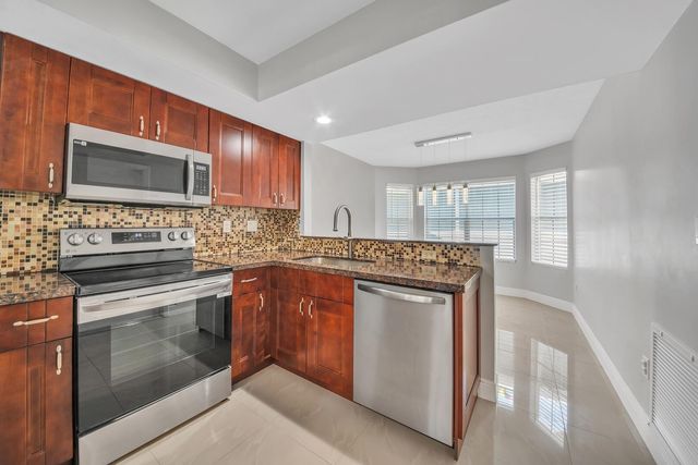 21420 S 54th Drive, Boca Raton, FL 33486