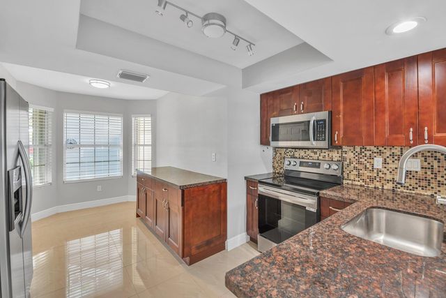 21420 S 54th Drive, Boca Raton, FL 33486