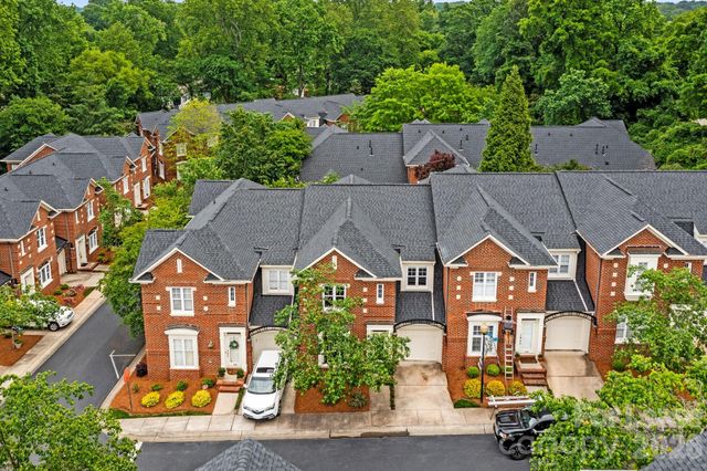 1192 Hampton Gardens Lane, Charlotte, NC 28209