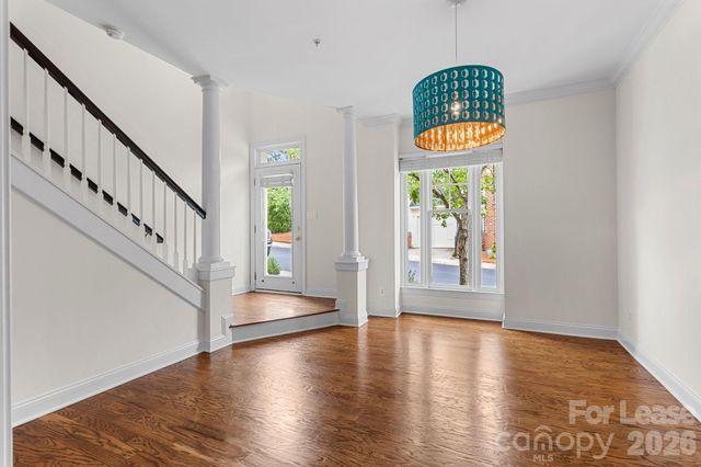 1192 Hampton Gardens Lane, Charlotte, NC 28209