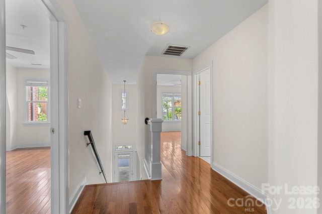 1192 Hampton Gardens Lane, Charlotte, NC 28209