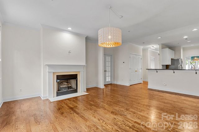 1192 Hampton Gardens Lane, Charlotte, NC 28209