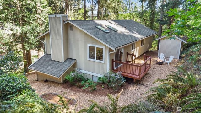 839 NE 200th Street, Shoreline, WA 98155