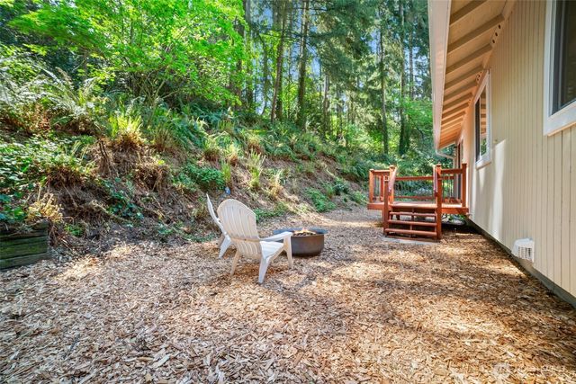 839 NE 200th Street, Shoreline, WA 98155