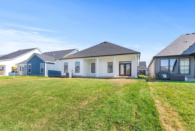 108 Maple Lawn Circle, Nicholasville, KY 40356