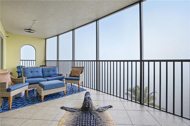 2797 1st ST # 503, Fort Myers, FL 33916