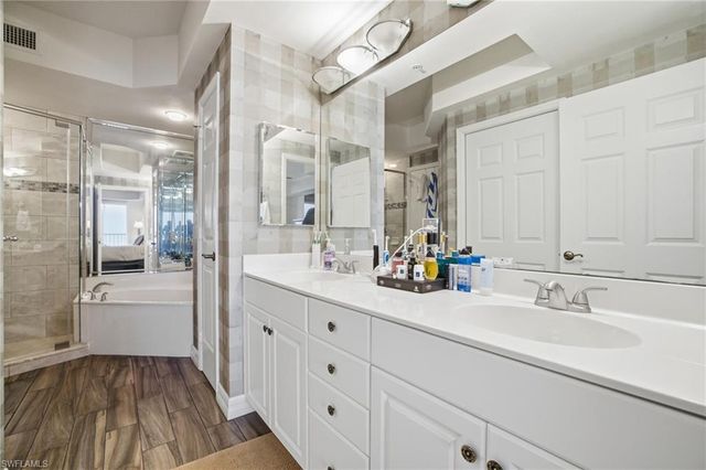 2797 1st ST # 503, Fort Myers, FL 33916