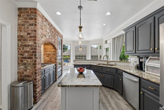 3909 Low Meadow, Edmond, OK 73003