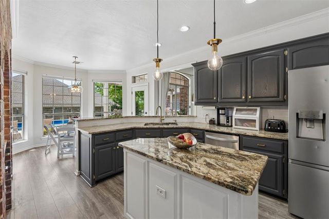 3909 Low Meadow, Edmond, OK 73003