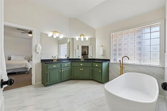 3909 Low Meadow, Edmond, OK 73003