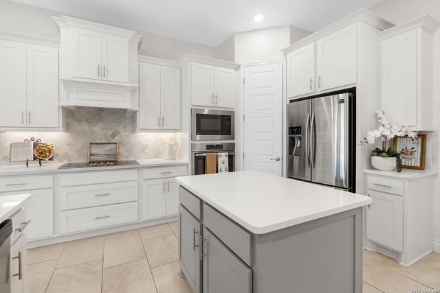 7971 CIBOLO VW, Boerne, TX 78015
