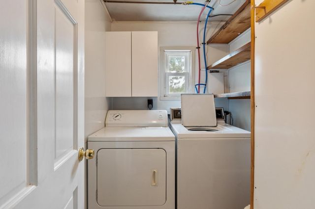 4 Algonquin Rd, Chelmsford, MA 01824