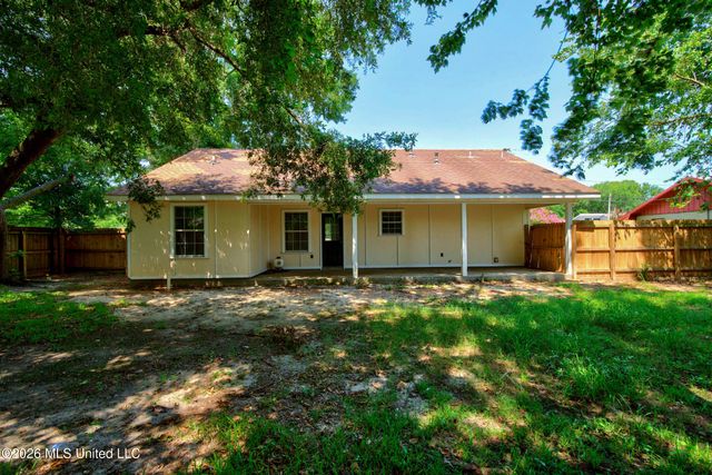 199 Mccaughan Avenue, Long Beach, MS 39560