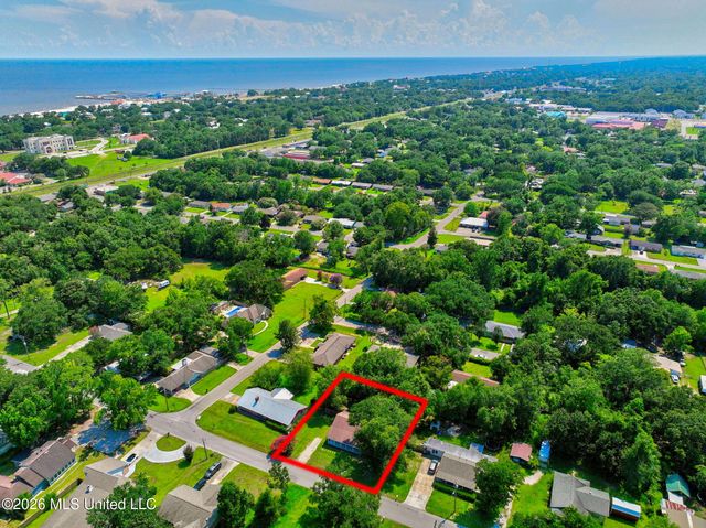 199 Mccaughan Avenue, Long Beach, MS 39560