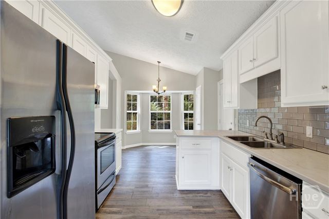 900 Osprey Drive, Richmond Hill, GA 31324