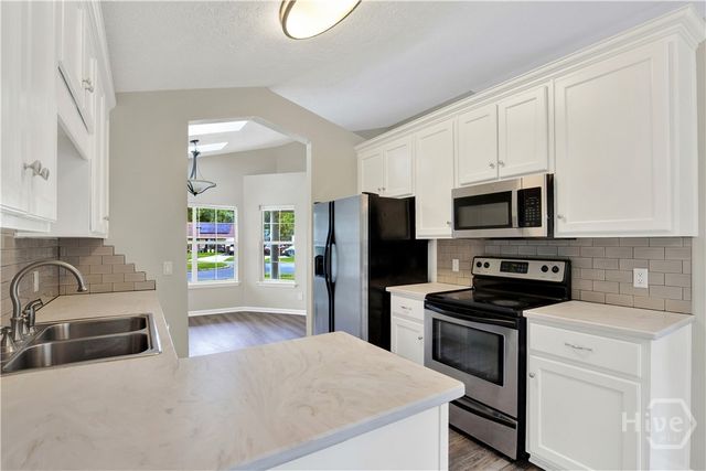 900 Osprey Drive, Richmond Hill, GA 31324