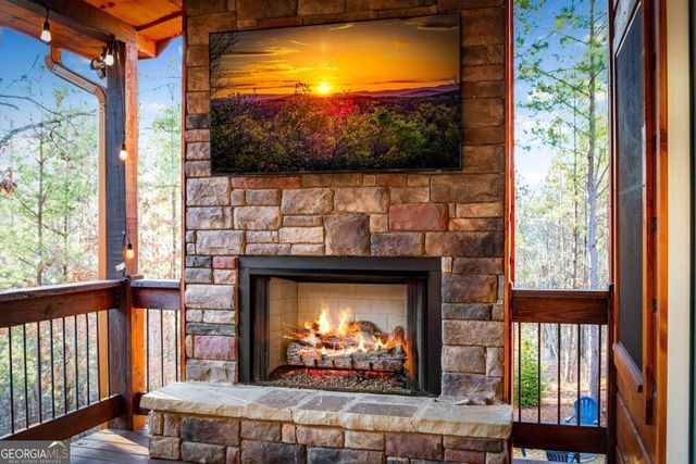 161 Windy Valley Trail, Blue Ridge, GA 30513