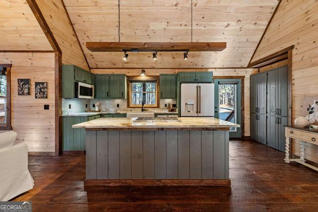 161 Windy Valley Trail, Blue Ridge, GA 30513