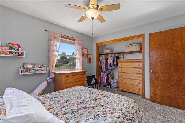1969 MAYFAIR ROAD, Grafton, WI 53024