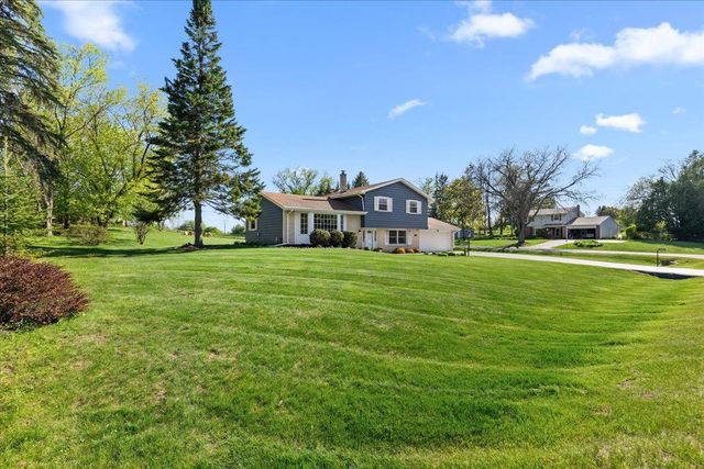 1969 MAYFAIR ROAD, Grafton, WI 53024