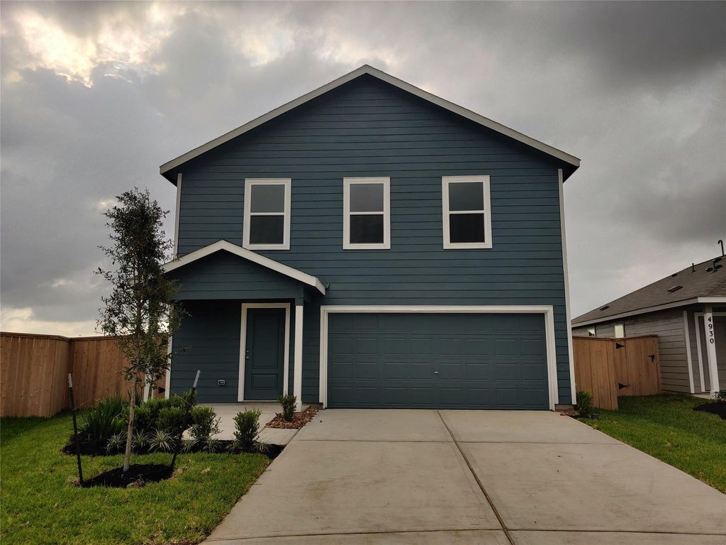 4934 Valencia Forest, Richmond, TX 77469