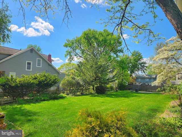 2008 HILLCREST RD, Baltimore, MD 21207