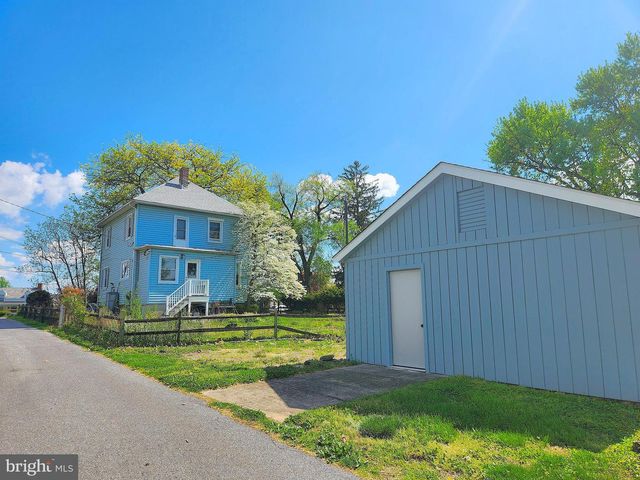 2008 HILLCREST RD, Baltimore, MD 21207
