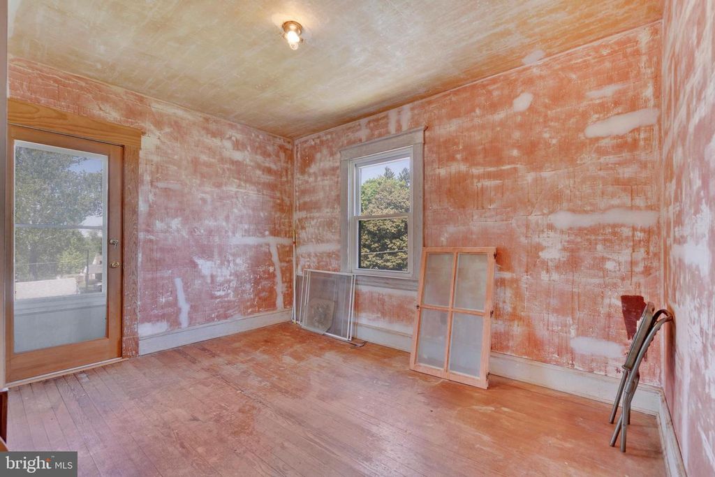 Image 22 of property listing at 2008 HILLCREST RD, Baltimore, MD 21207