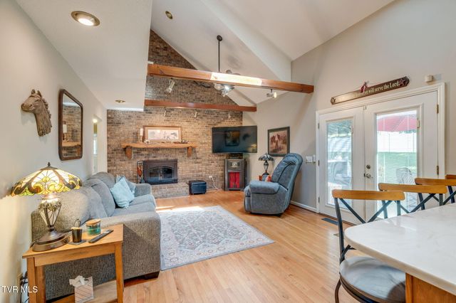 206 Spring Valley Road, Unicoi, TN 37692