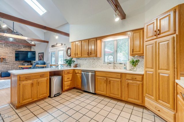 206 Spring Valley Road, Unicoi, TN 37692