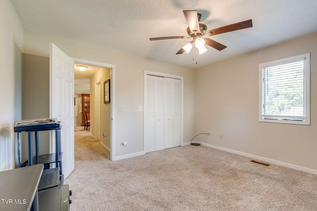 206 Spring Valley Road, Unicoi, TN 37692
