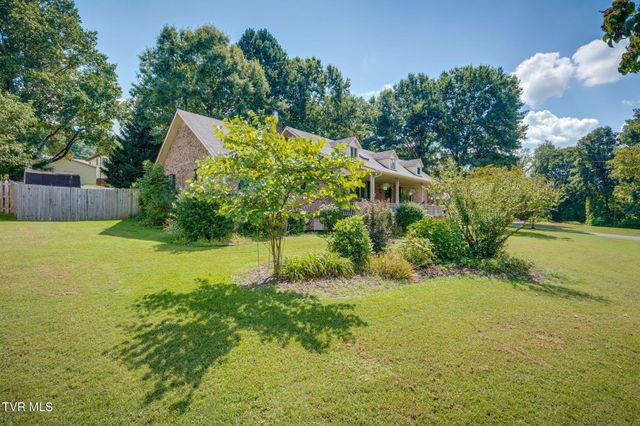 206 Spring Valley Road, Unicoi, TN 37692