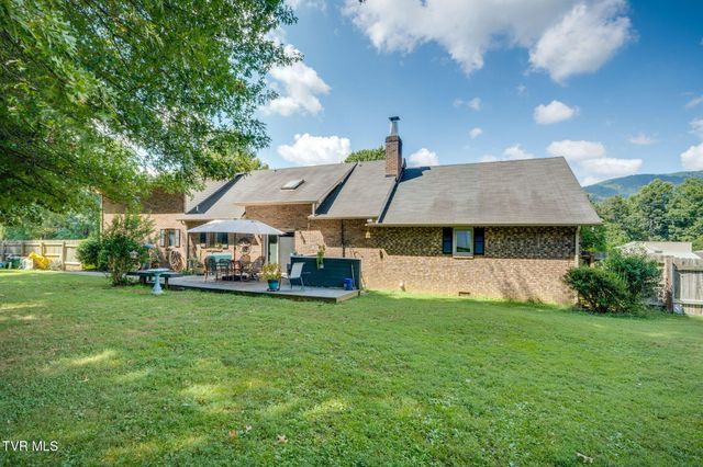 206 Spring Valley Road, Unicoi, TN 37692