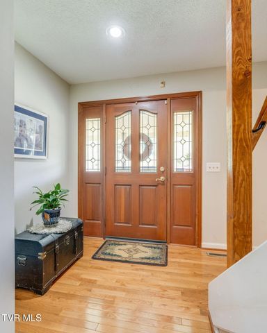 206 Spring Valley Road, Unicoi, TN 37692