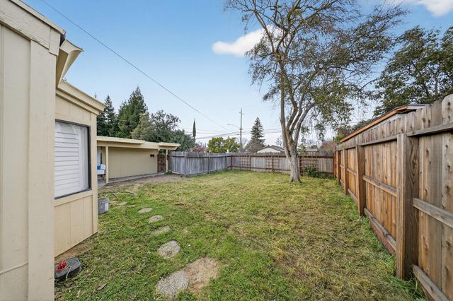 3932 NE Whitney Ave, Sacramento, CA 95821