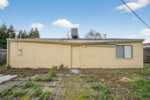 3932 NE Whitney Ave, Sacramento, CA 95821