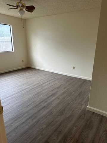 3932 NE Whitney Ave, Sacramento, CA 95821