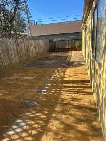 3932 NE Whitney Ave, Sacramento, CA 95821