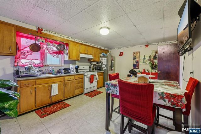 48 Atlantic Street, Elizabethport, NJ 07206