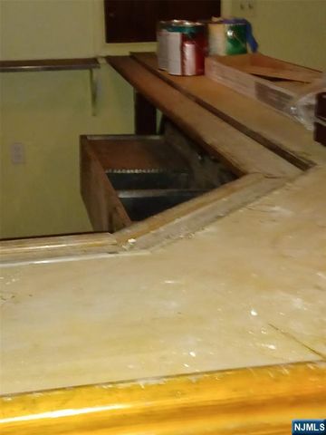 48 Atlantic Street, Elizabethport, NJ 07206