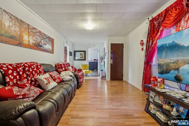 48 Atlantic Street, Elizabethport, NJ 07206