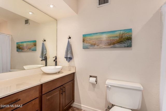 8450 E Old Spanish Trl Apt 106, Tucson, AZ 85710